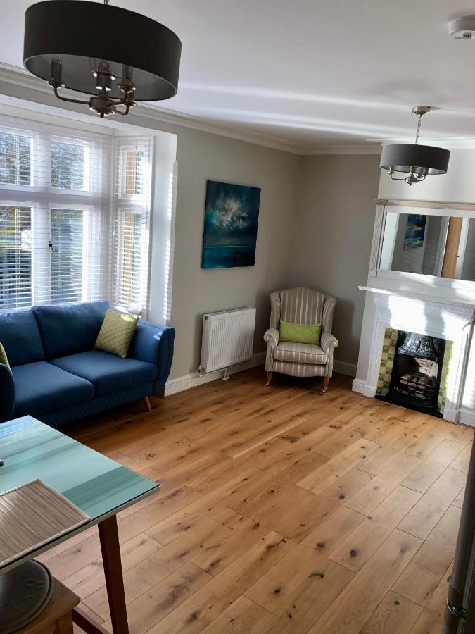 Stunning 2 Bed Georgian Apartment Swafield Exterior photo