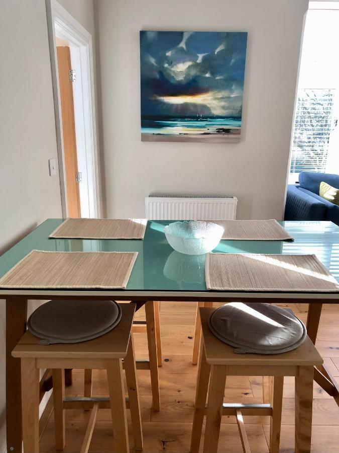 Stunning 2 Bed Georgian Apartment Swafield Exterior photo